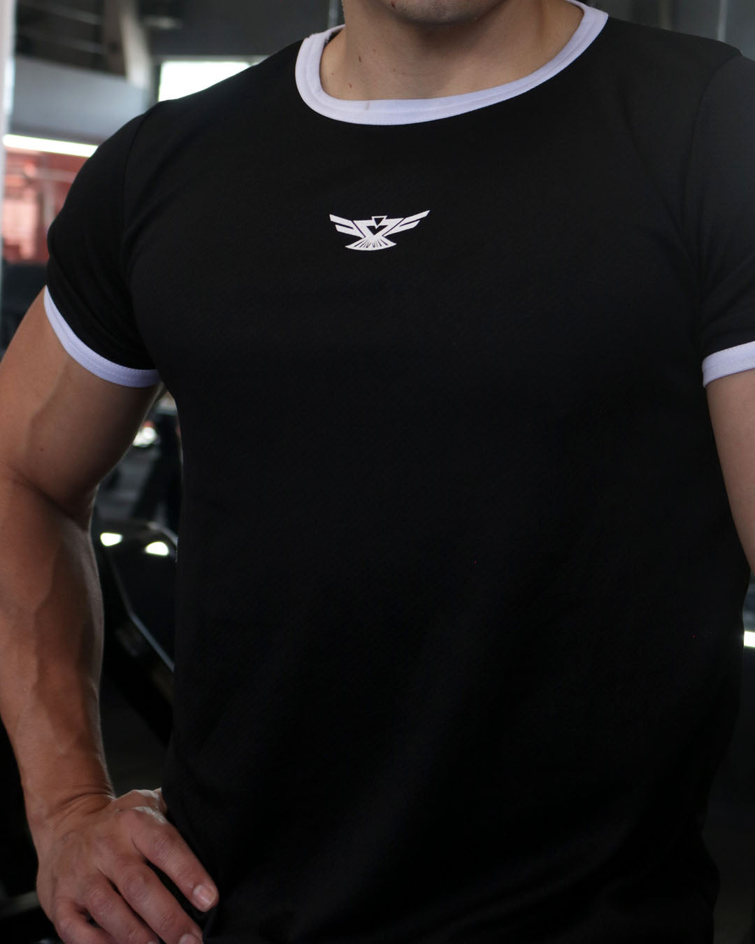 T-shirt Saturno