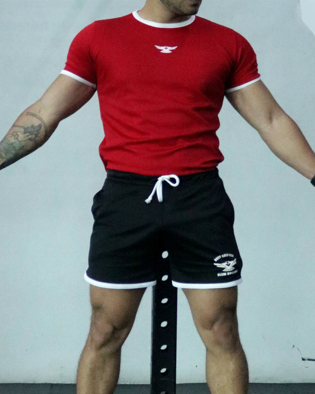 T-shirt Saturno